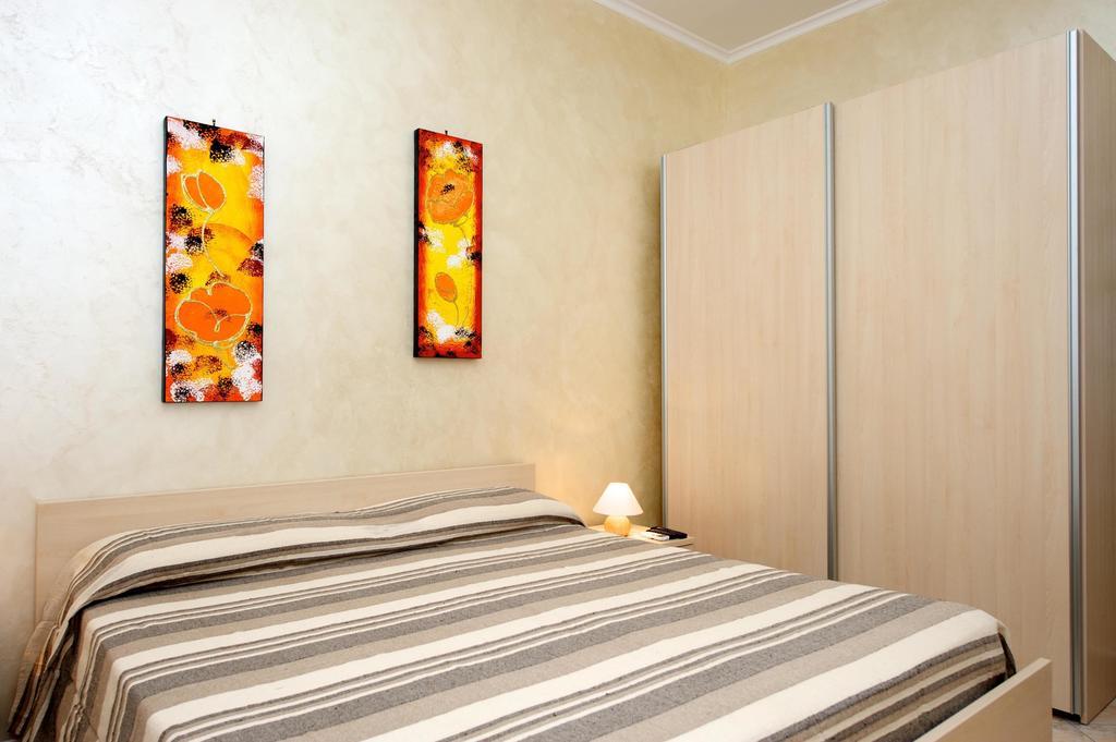 Guesthouse Holiday And روما المظهر الخارجي الصورة